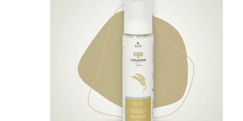 Ultra-Gentle Toner for Sensitive Skin: Soothing and Balancing